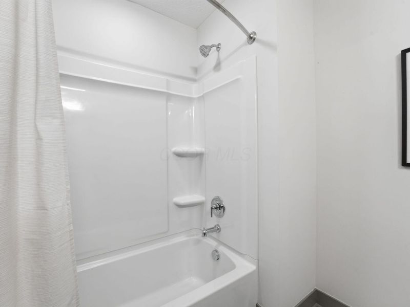 804 Gibbard Avenue , Columbus, OH 43201 Photo 34