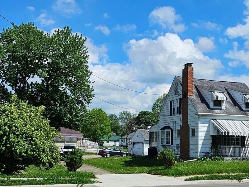 822 S Broad Street , Lancaster, OH 43130 Photo 2