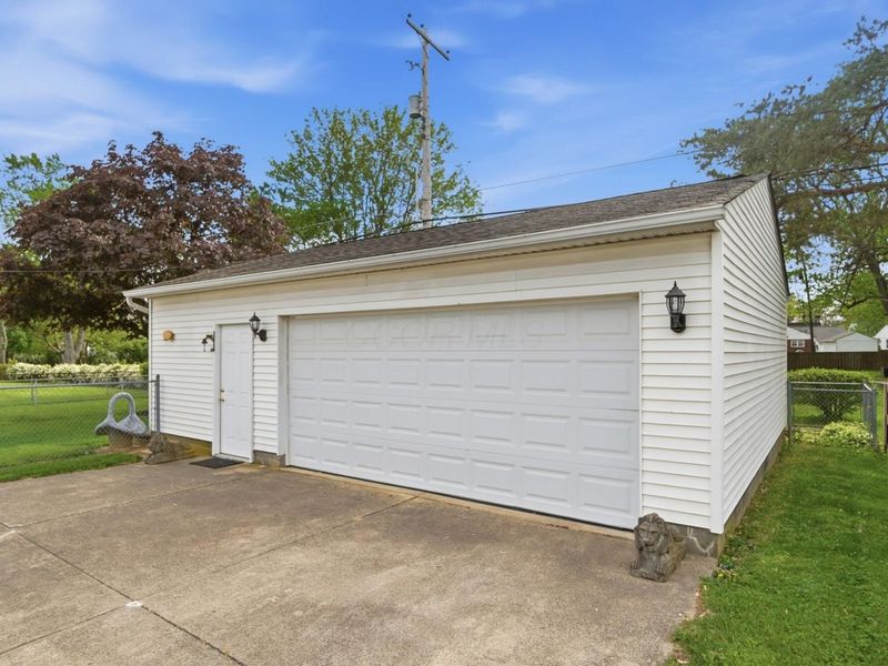 341 Carilla Lane, Columbus, OH 43228 Photo 47