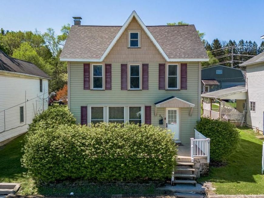 730 W Water Street, Bellefonte, PA 16823 Main Photo