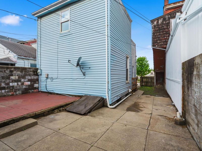 406 W 10th Street, Newport, KY 41071 Photo 18
