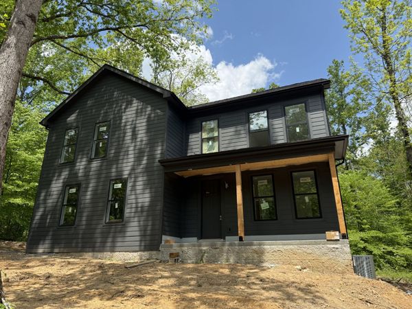 10005 Forest Lane , Bon Aqua, TN 37025