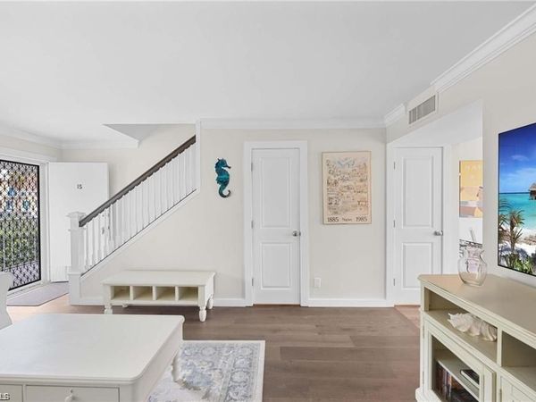 1222 Gordon DR, Unit O-15, NAPLES, FL 34102