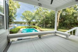 549 Shadowood Drive photo 4