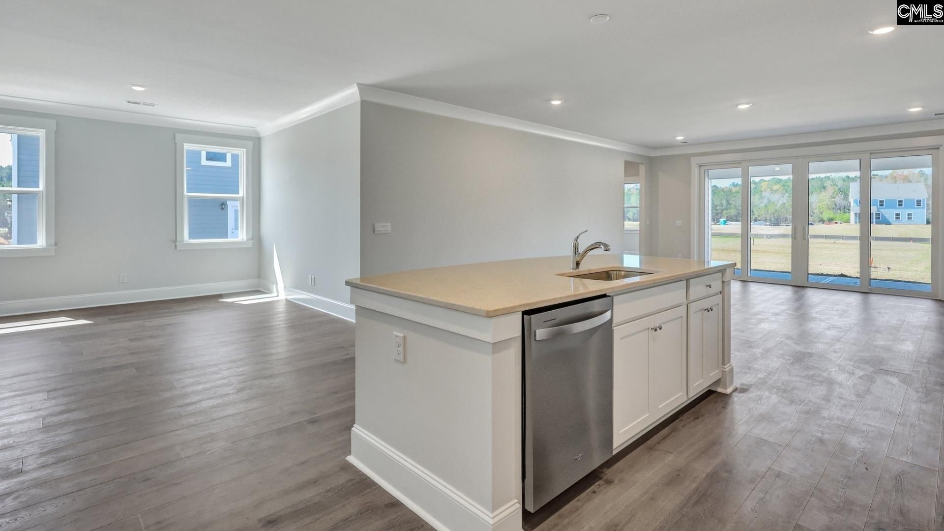 262 Livingston Woods Drive Photo 7