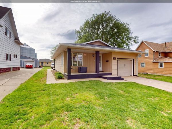 11 N WASHINGTON ST, Remsen, IA 51050