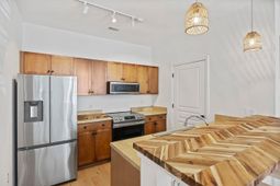 200 Bucksley Lane photo 4