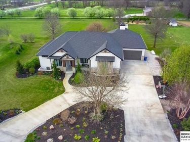 6341 Russell Emmett Court, Papillion, NE 68133
