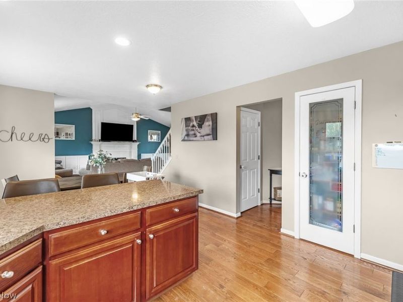 846 Longbrook Drive, Wadsworth, OH 44281 Photo 10