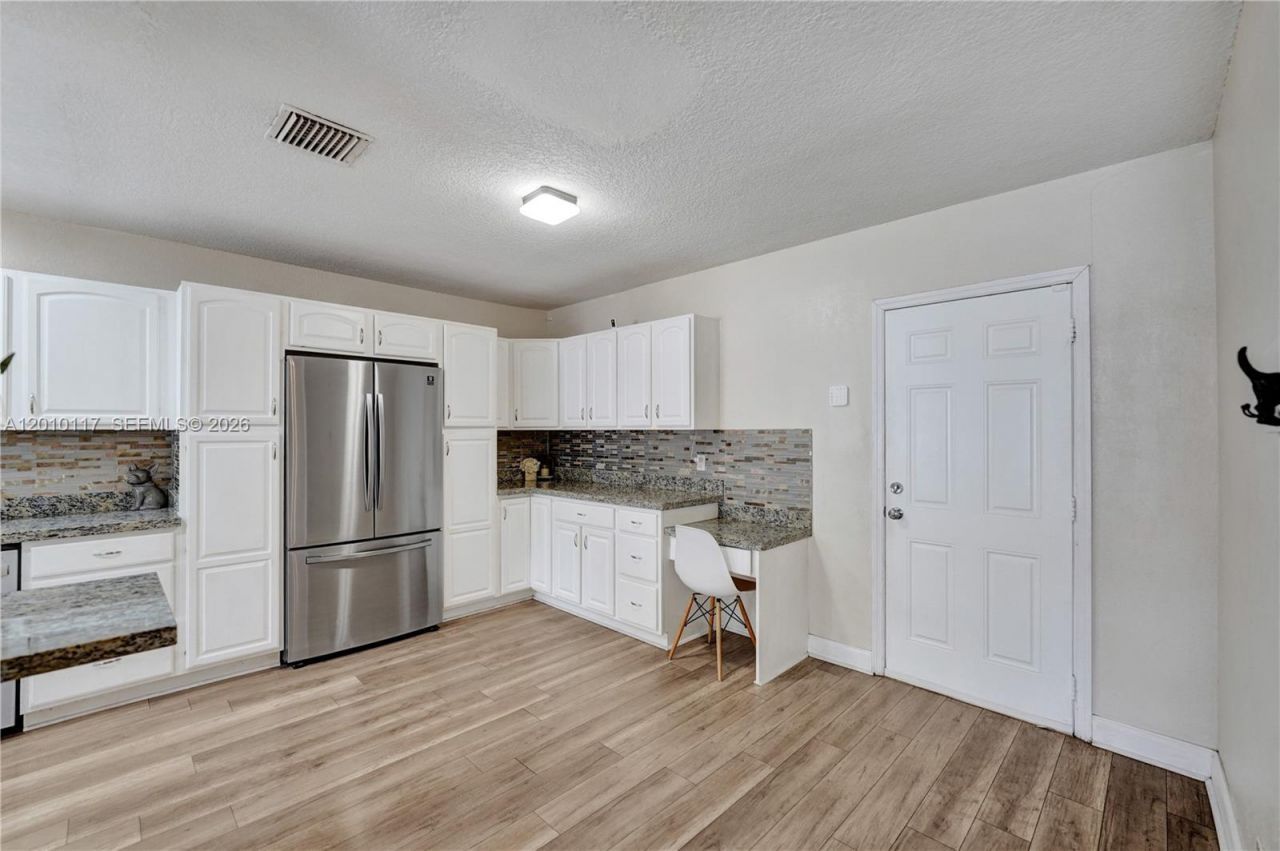 7511 NW 41st St, Coral Springs, FL 33065 Photo