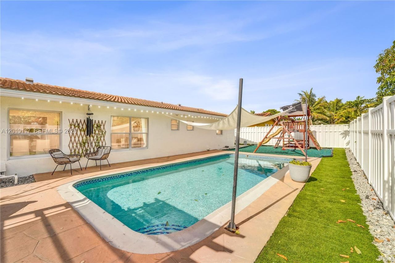 7511 NW 41st St, Coral Springs, FL 33065 Photo