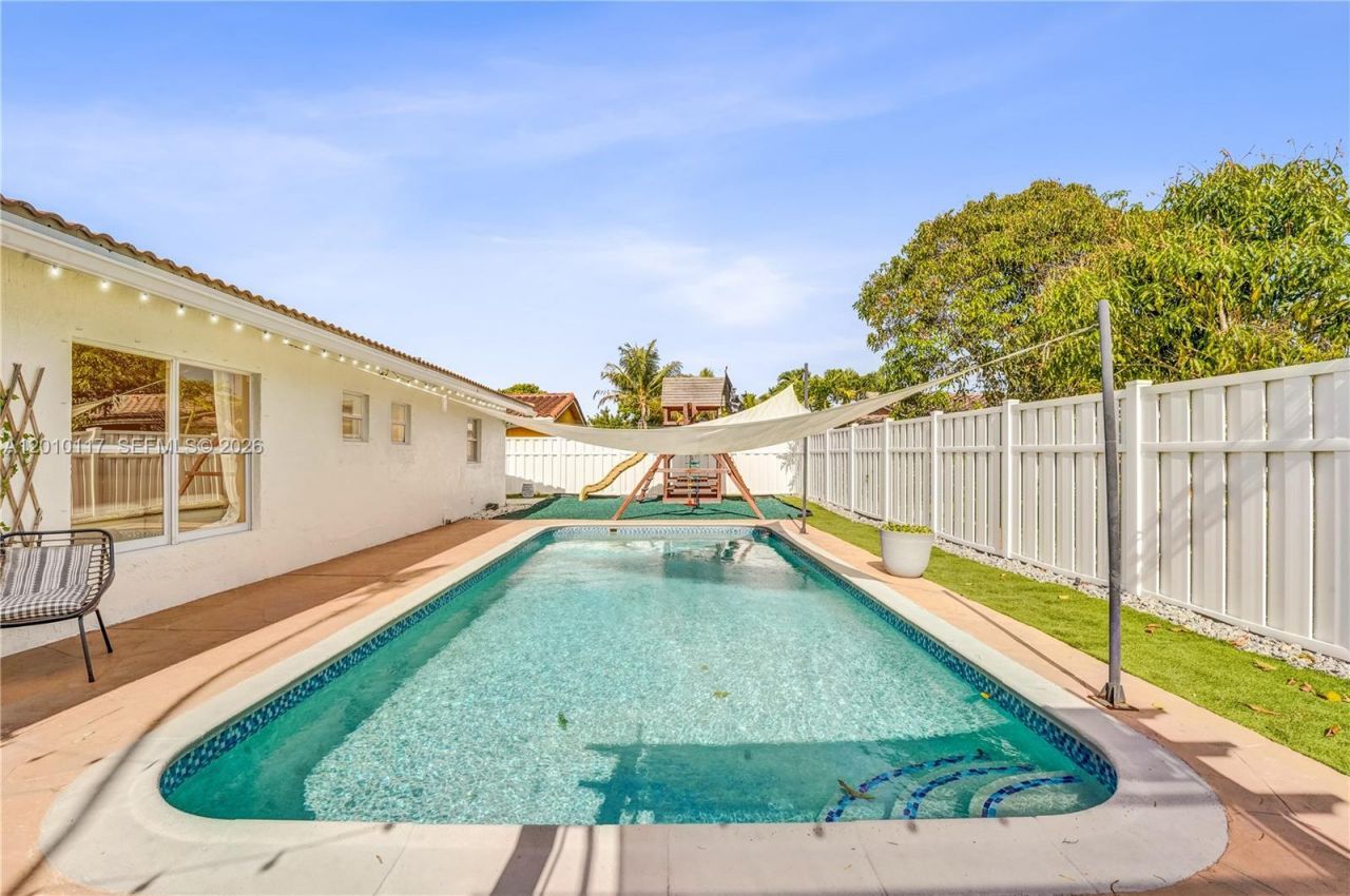 7511 NW 41st St, Coral Springs, FL 33065 Photo