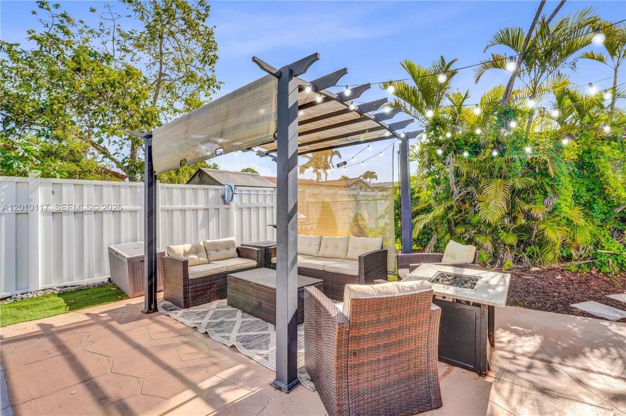7511 NW 41st St, Coral Springs, FL 33065 Photo