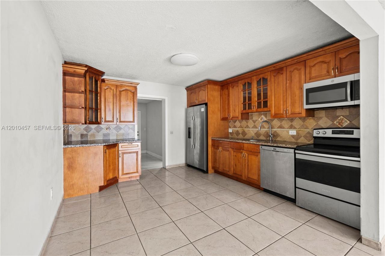 1800 SW 97th Ave , Unit A, Miramar, FL 33025 Photo