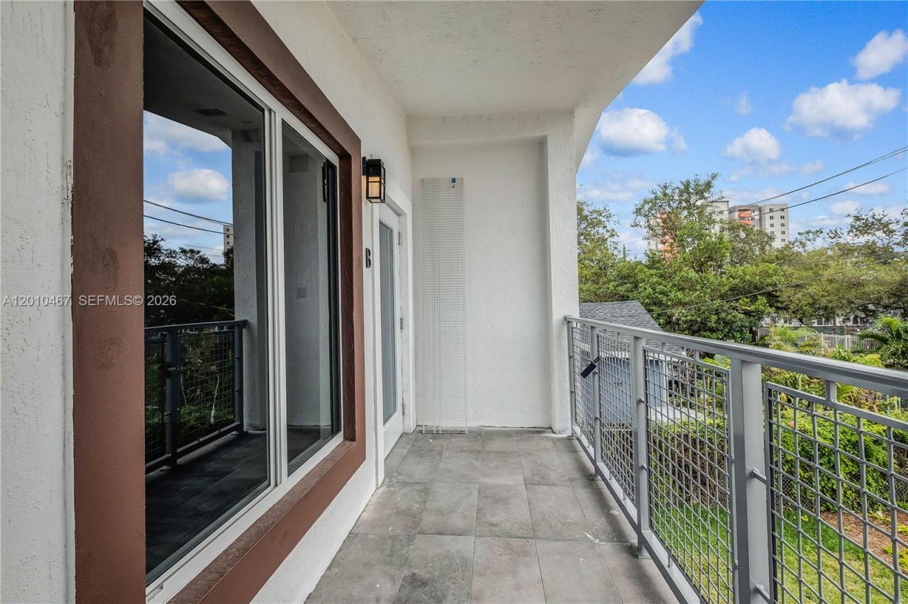 763 NW 80th St , Unit B, Miami, FL 33150 Photo