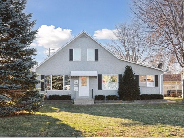 201 W 2nd Street, Unit 4, Waconia, MN 55387