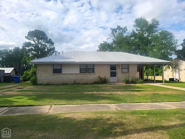 724 Locust Drive, Jonesboro, AR 72401