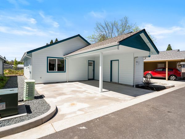 1407 Fruitdale Drive, UNIT 2, Grants Pass, OR 97527