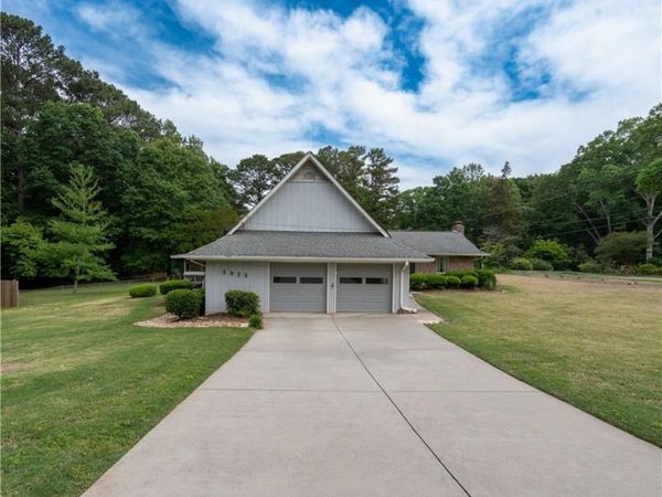 3926 Cardinal Drive, Tucker, GA 30084