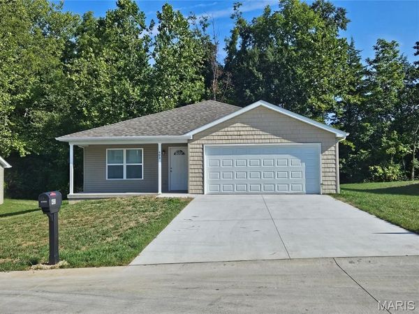 403 Daniel Court , New Haven, MO 63068