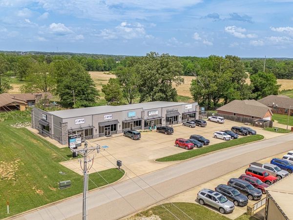 3501 Stonegate Drive, Paragould, AR 72450