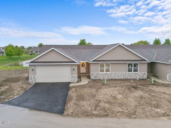 14521 Dexter Falls Road, Perrysburg, OH 43551