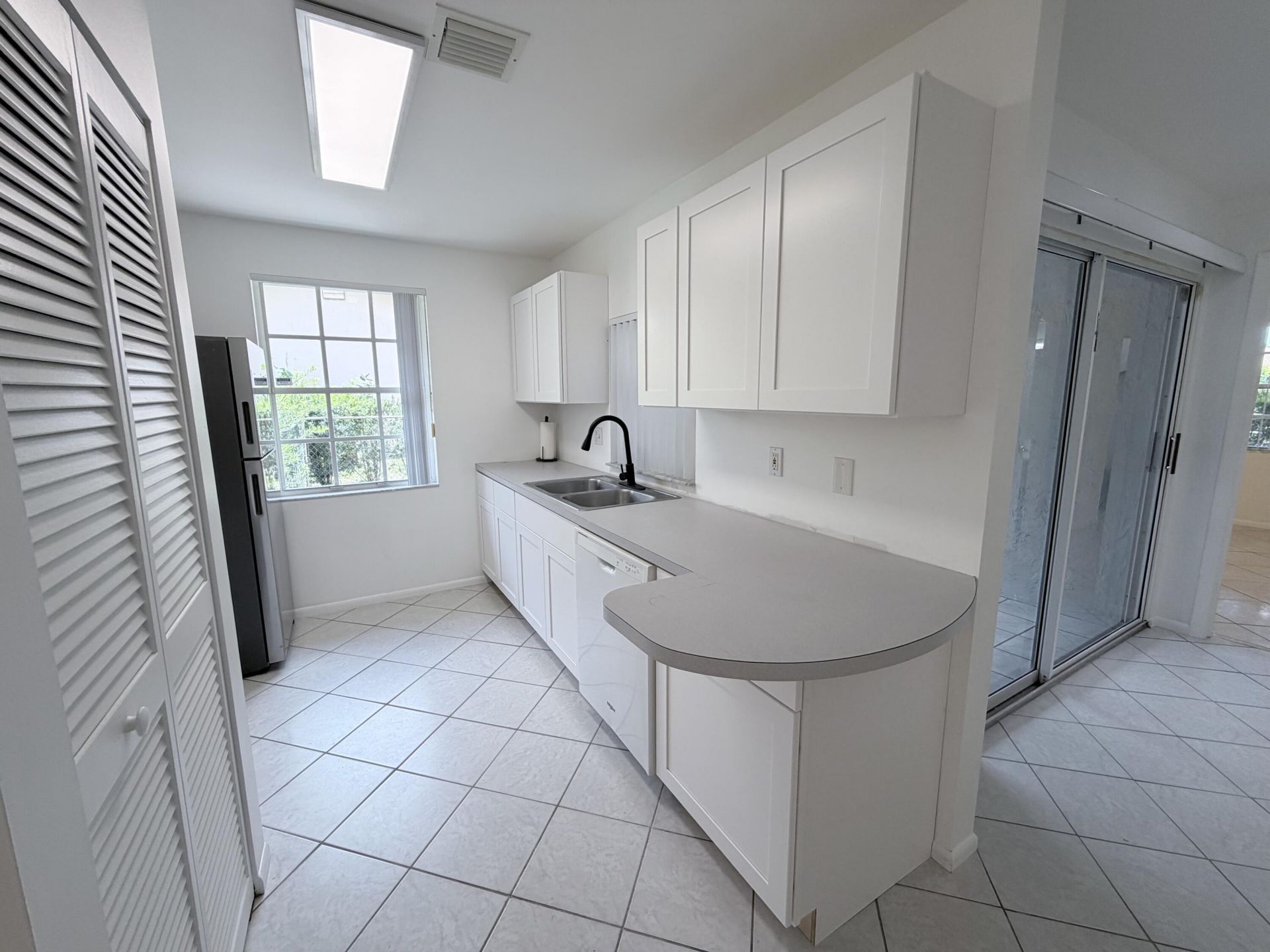 2562 NW 82nd Terrace, Unit 1, Coral Springs, FL 33065 Photo