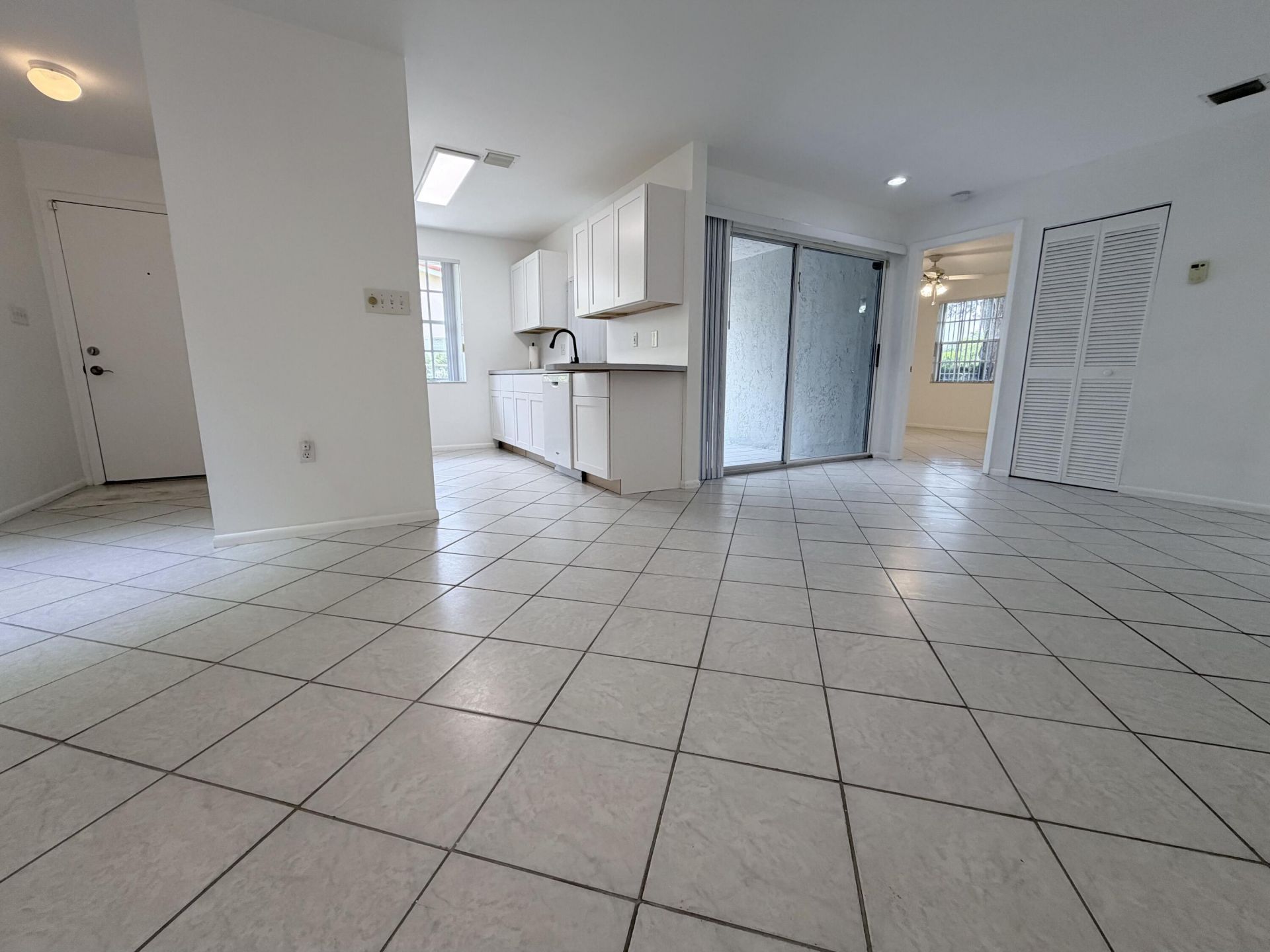 2562 NW 82nd Terrace, Unit 1, Coral Springs, FL 33065 Photo