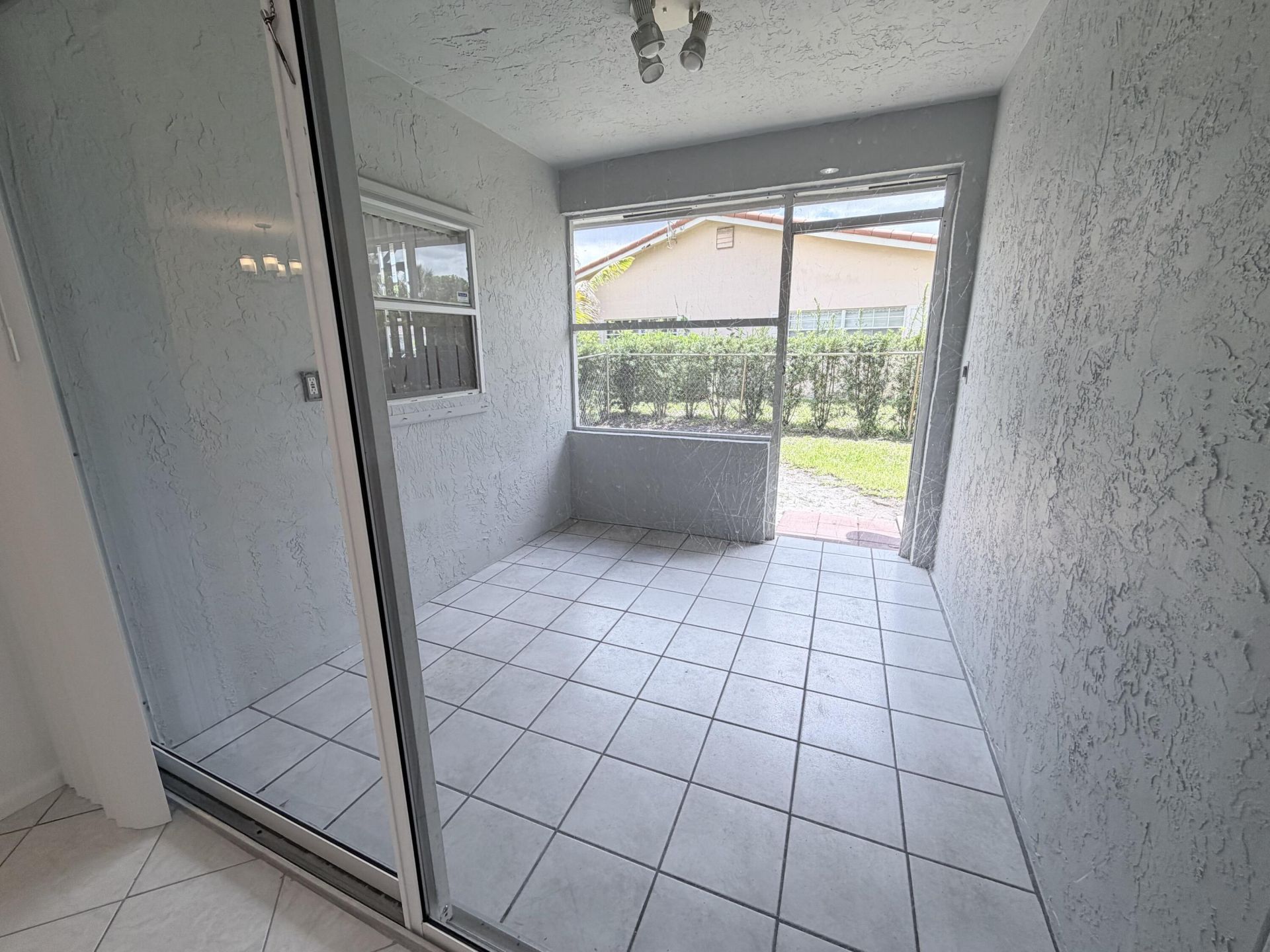 2562 NW 82nd Terrace, Unit 1, Coral Springs, FL 33065 Photo