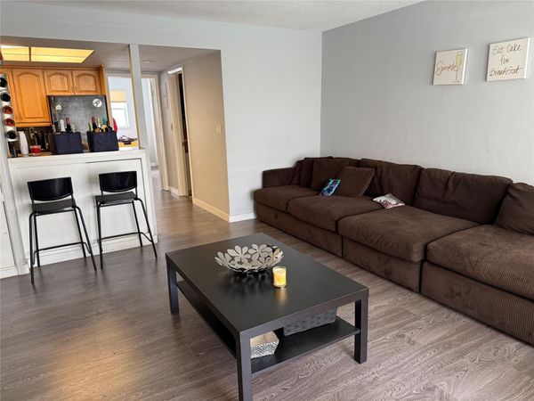 1110 N Riverside Drive, Unit 9, Pompano Beach, FL 33062