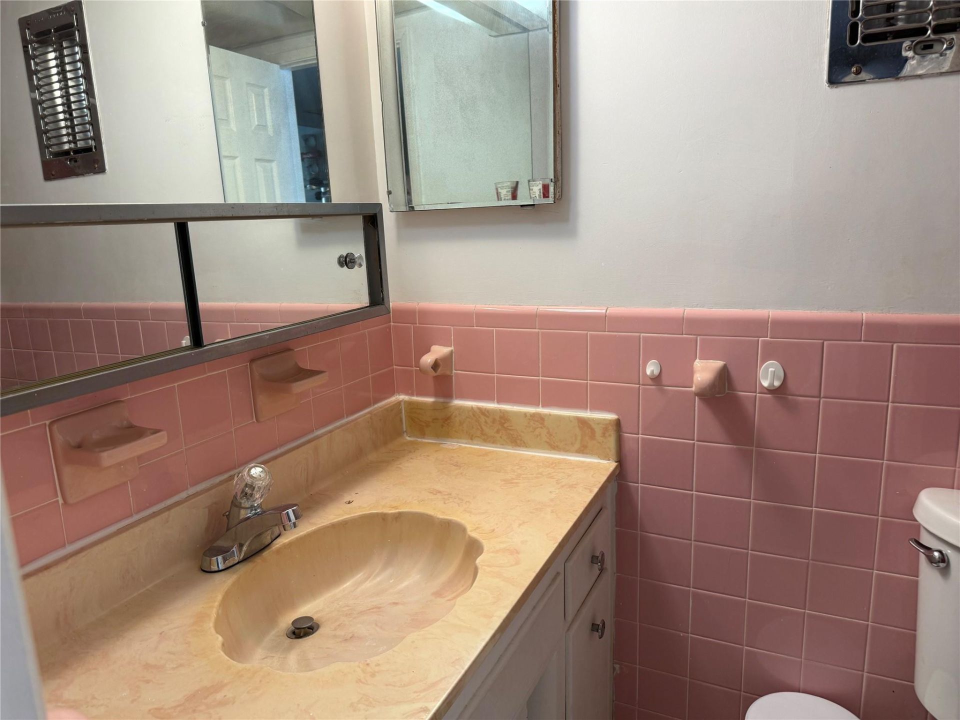 1110 N Riverside Drive, Unit 9, Pompano Beach, FL 33062 Photo