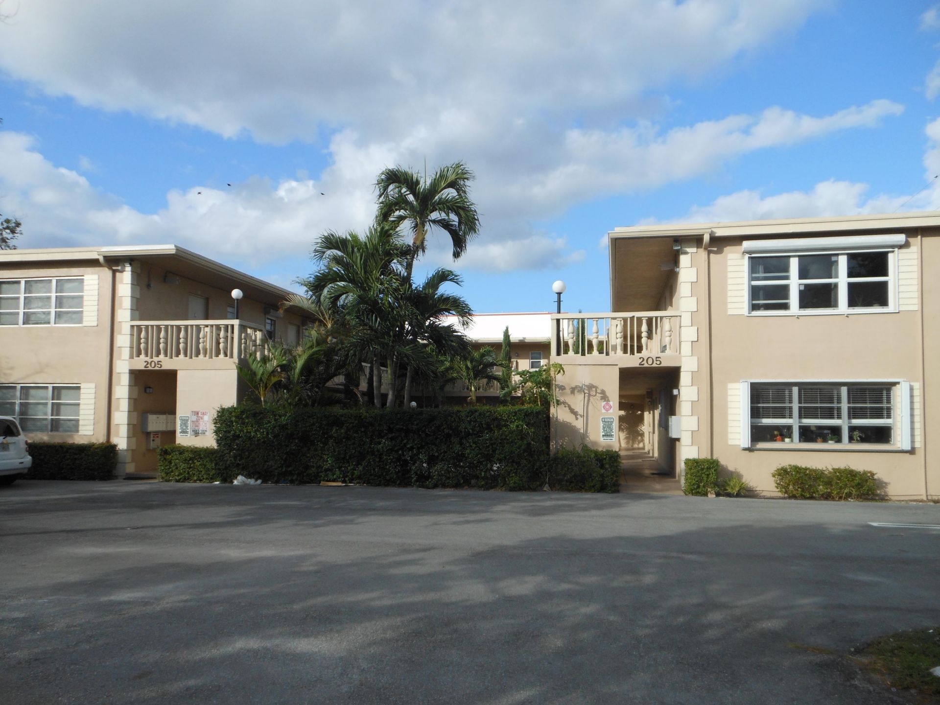 205 NE 3rd Street Ne, Unit 102, Boynton Beach, FL 33435 Photo