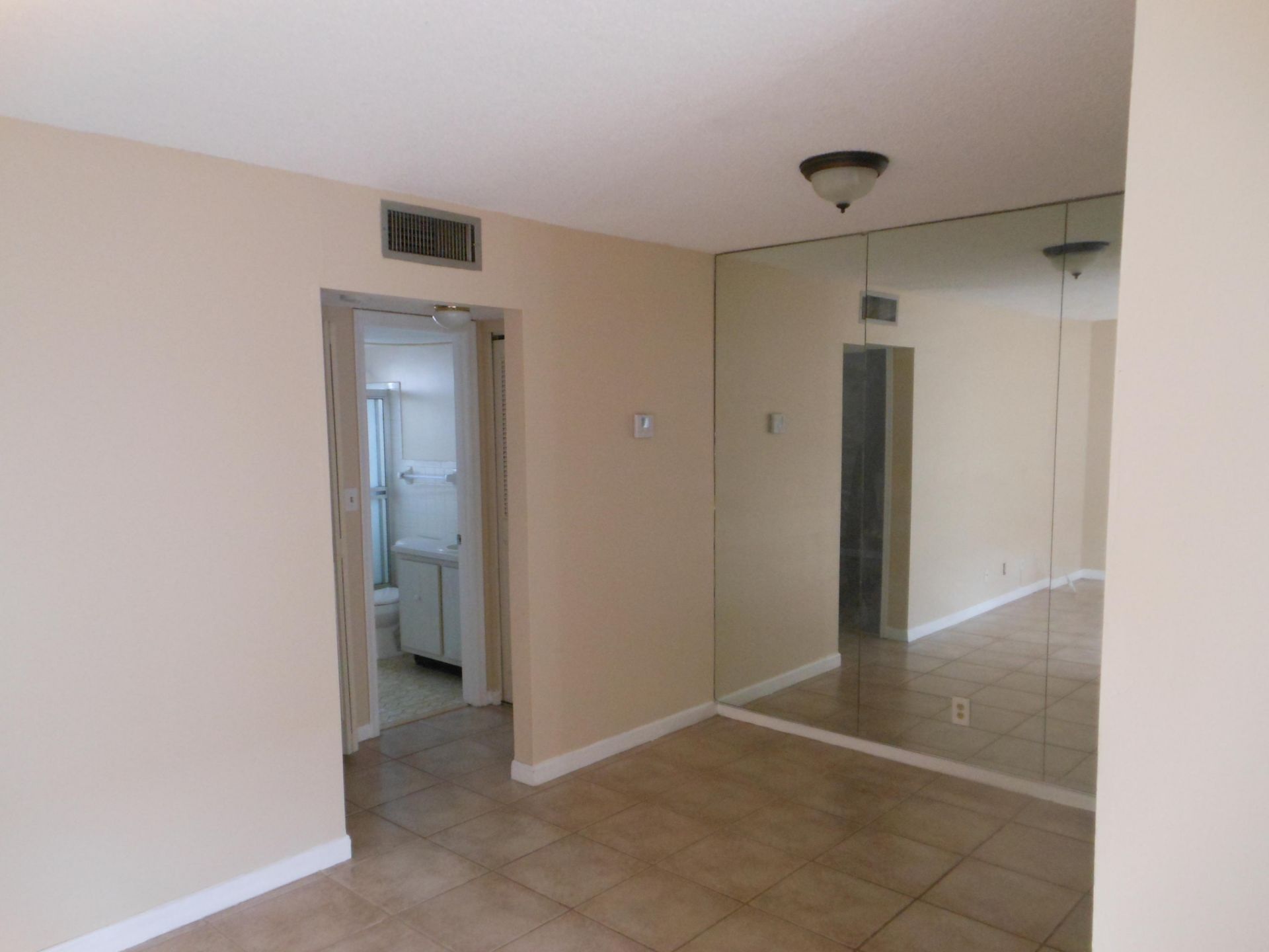 205 NE 3rd Street Ne, Unit 102, Boynton Beach, FL 33435 Photo