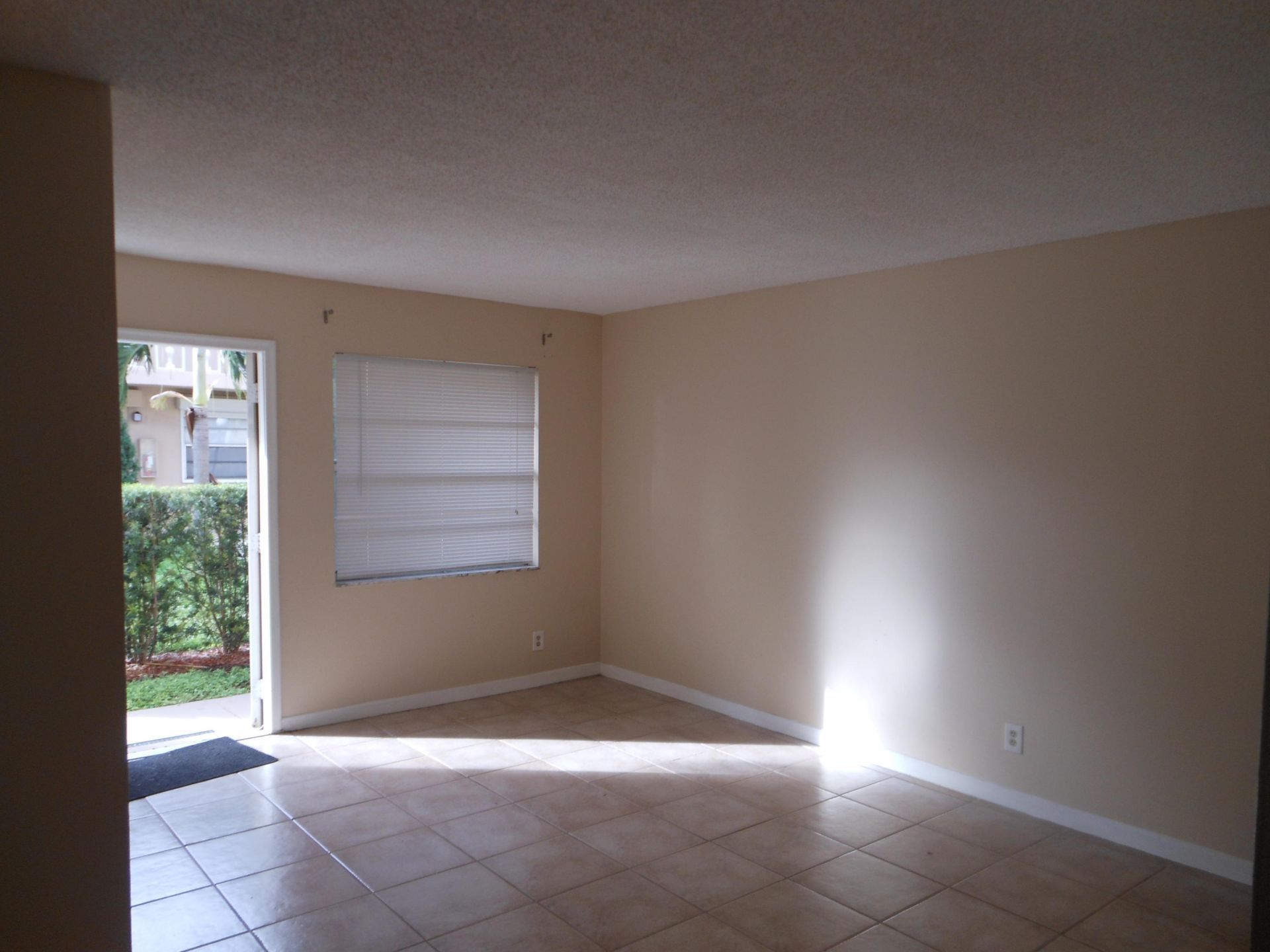 205 NE 3rd Street Ne, Unit 102, Boynton Beach, FL 33435 Photo