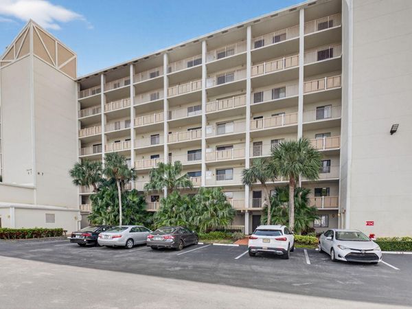 14475 Strathmore Lane, Unit 808, Delray Beach, FL 33446