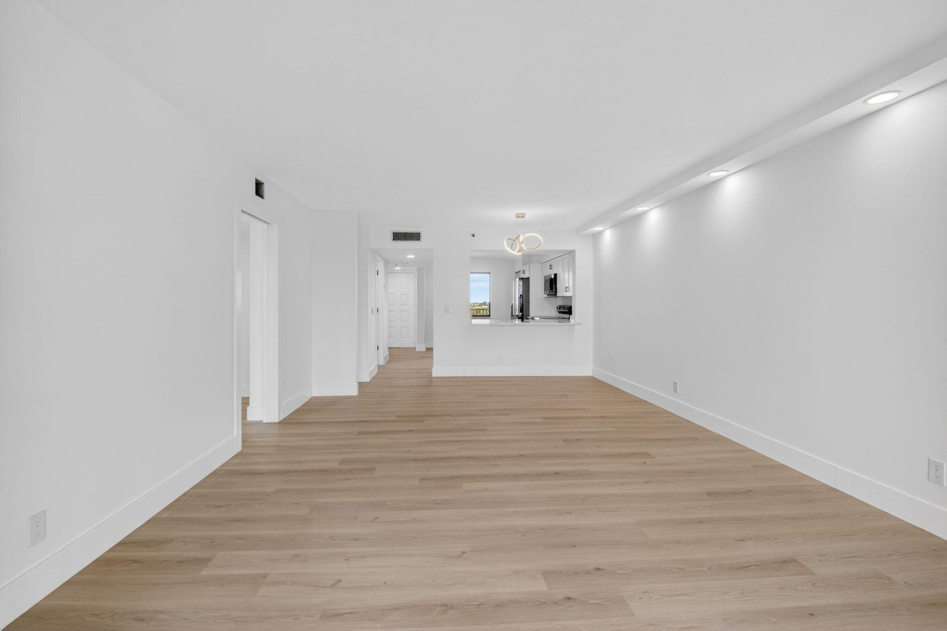 14475 Strathmore Lane, Unit 808, Delray Beach, FL 33446 Photo