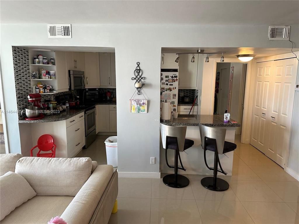 200 Leslie Drive, Unit 1128, Hallandale Beach, FL 33009 Photo