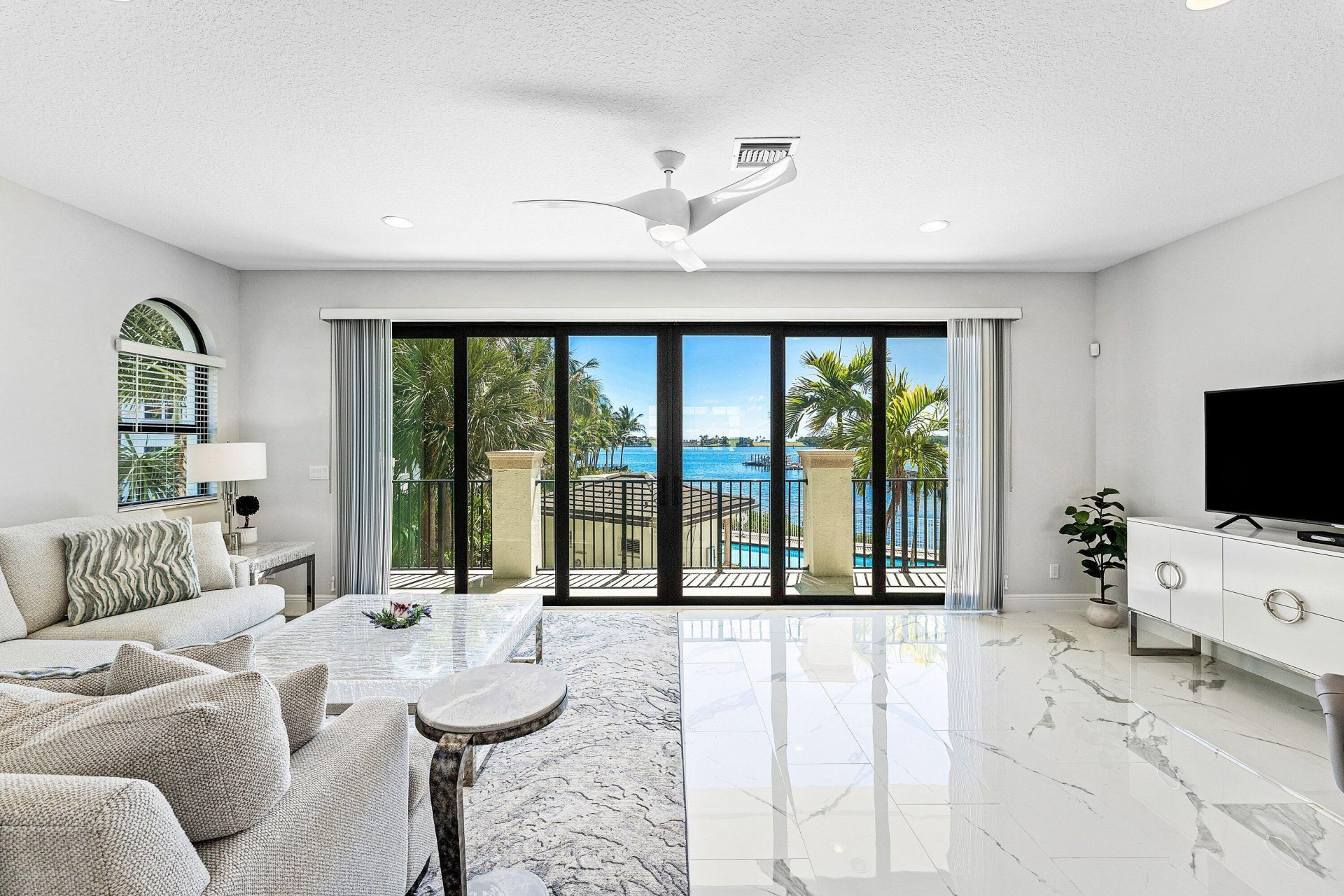 10 Windward Lane, Boynton Beach, FL 33435 Photo
