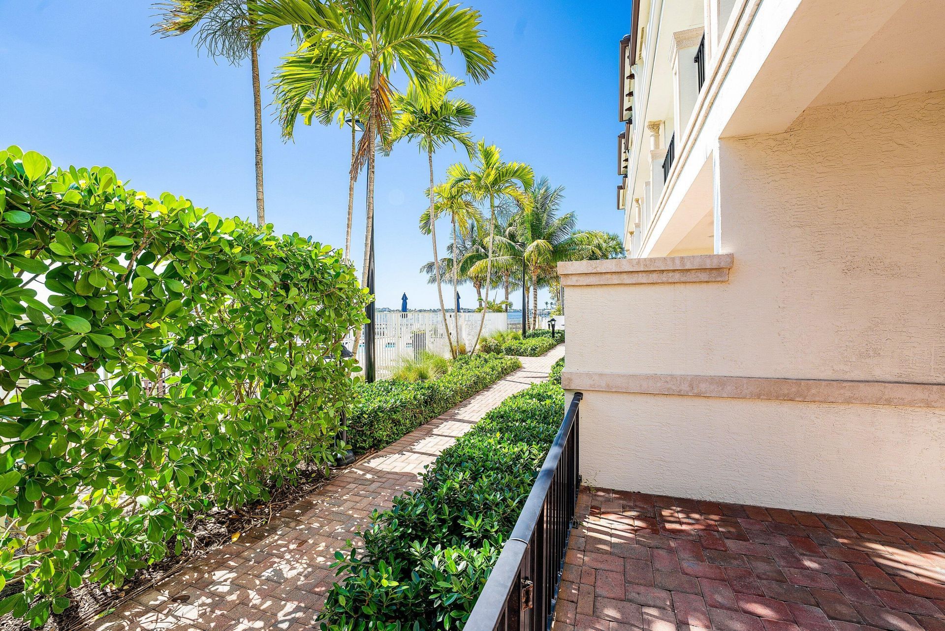 10 Windward Lane, Boynton Beach, FL 33435 Photo