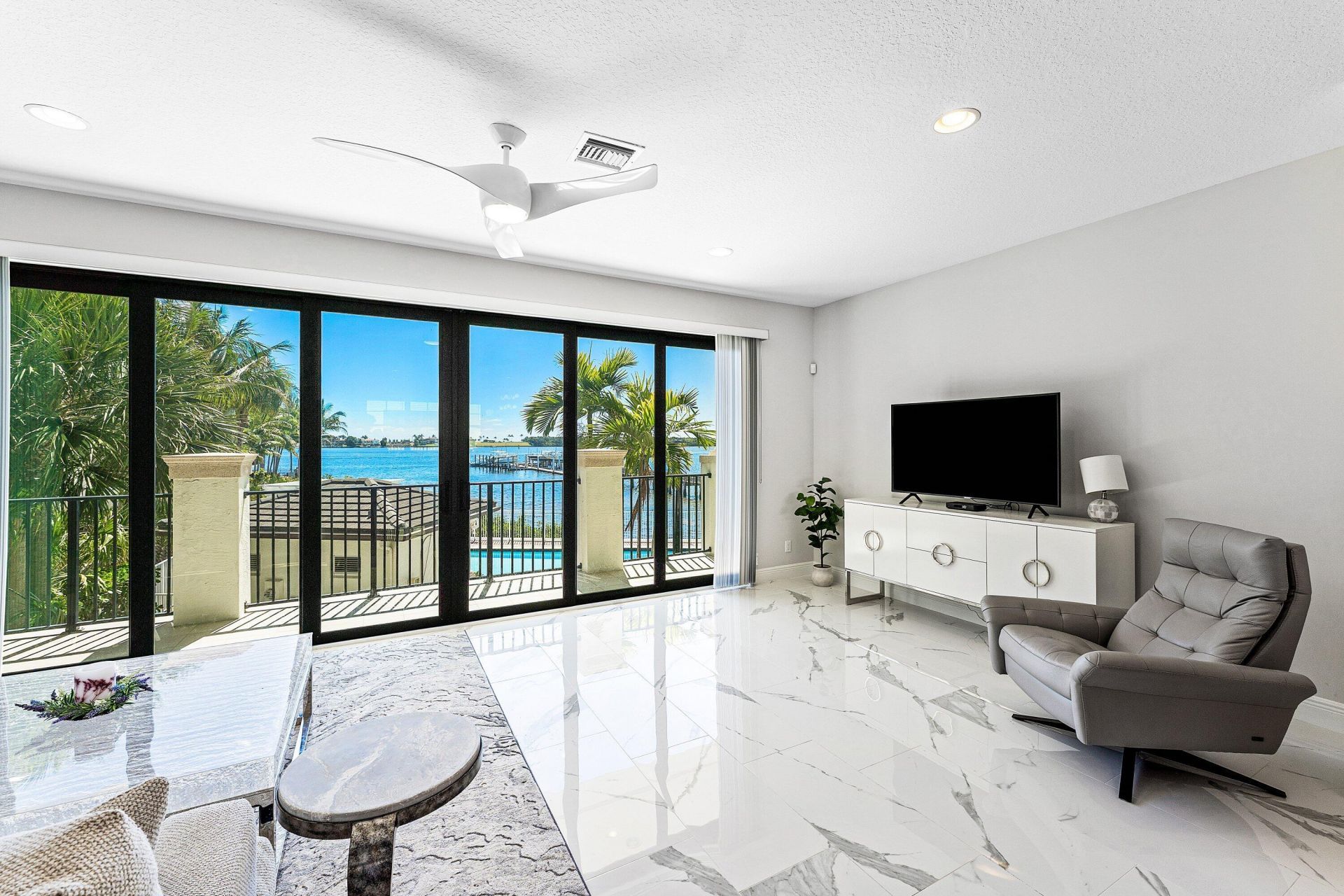 10 Windward Lane, Boynton Beach, FL 33435 Photo