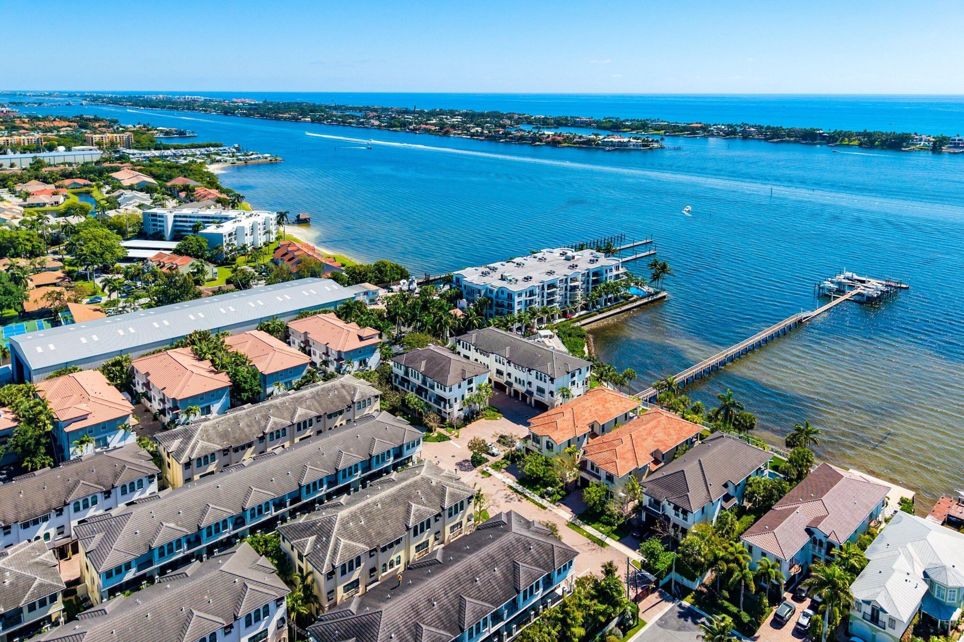 10 Windward Lane, Boynton Beach, FL 33435 Photo