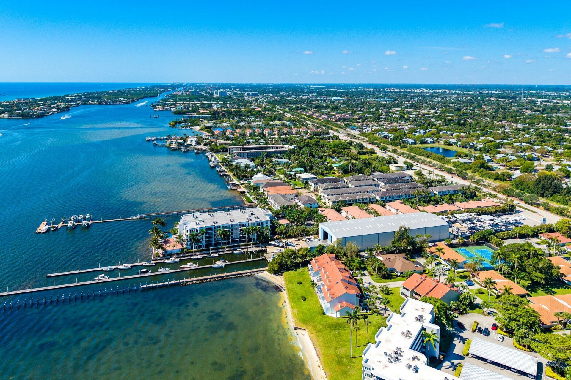 10 Windward Lane, Boynton Beach, FL 33435 Photo
