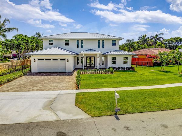 12952 Drayton Road SE, North Palm Beach, FL 33408