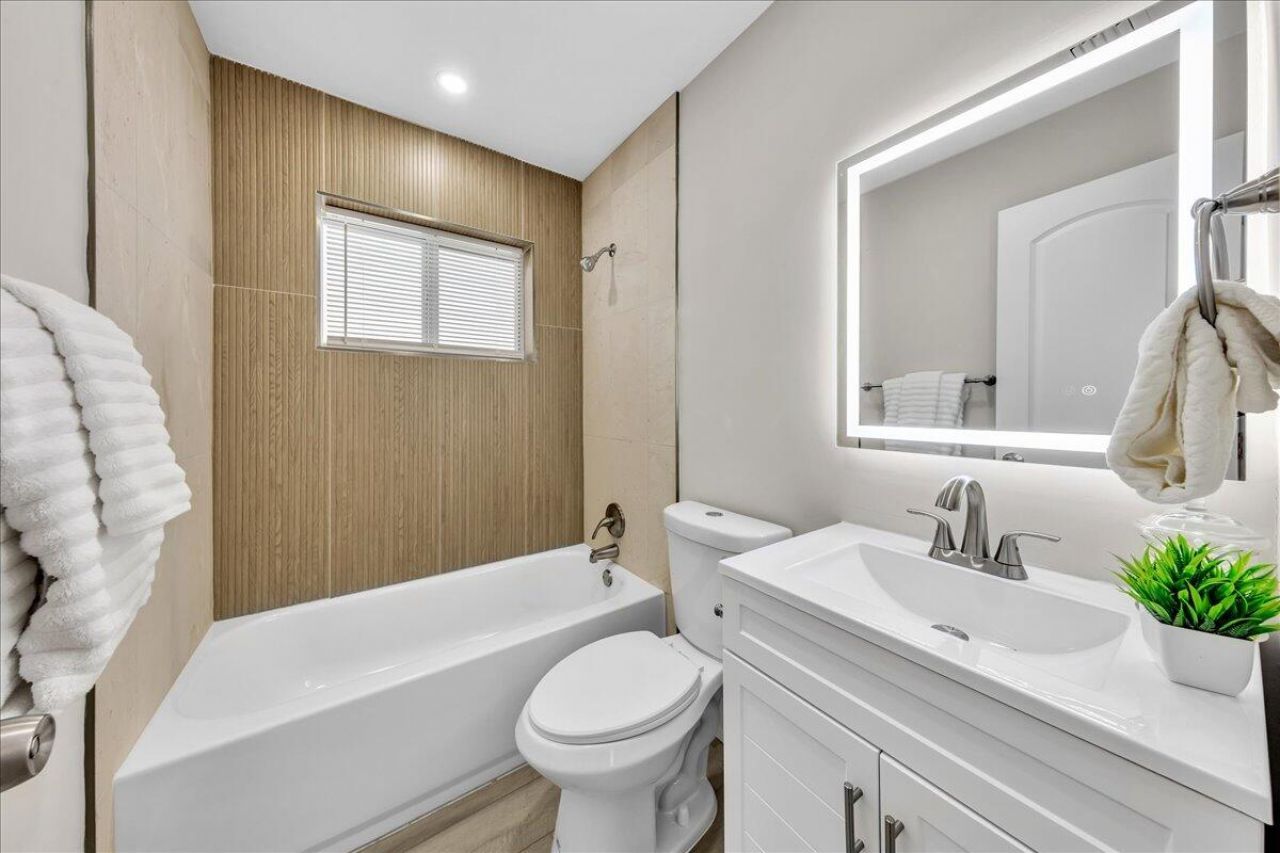 6661 Evans Street, Hollywood, FL 33024 Photo
