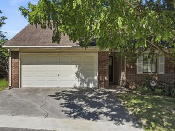 438 Amanda Circle, Knoxville, TN 37922