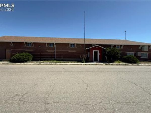664 2nd Avenue, Deer Trail, CO 80105
