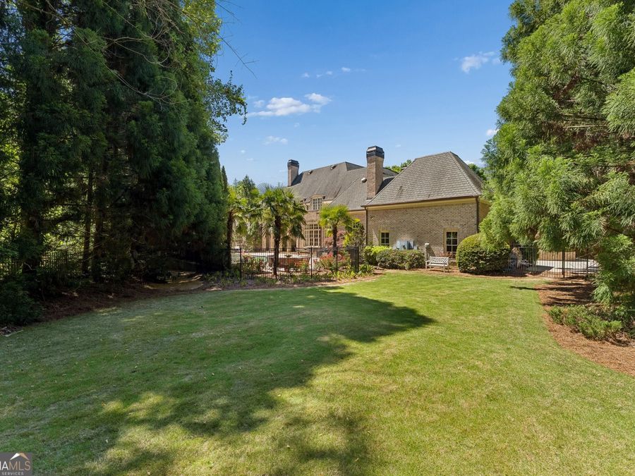 Property Image 11