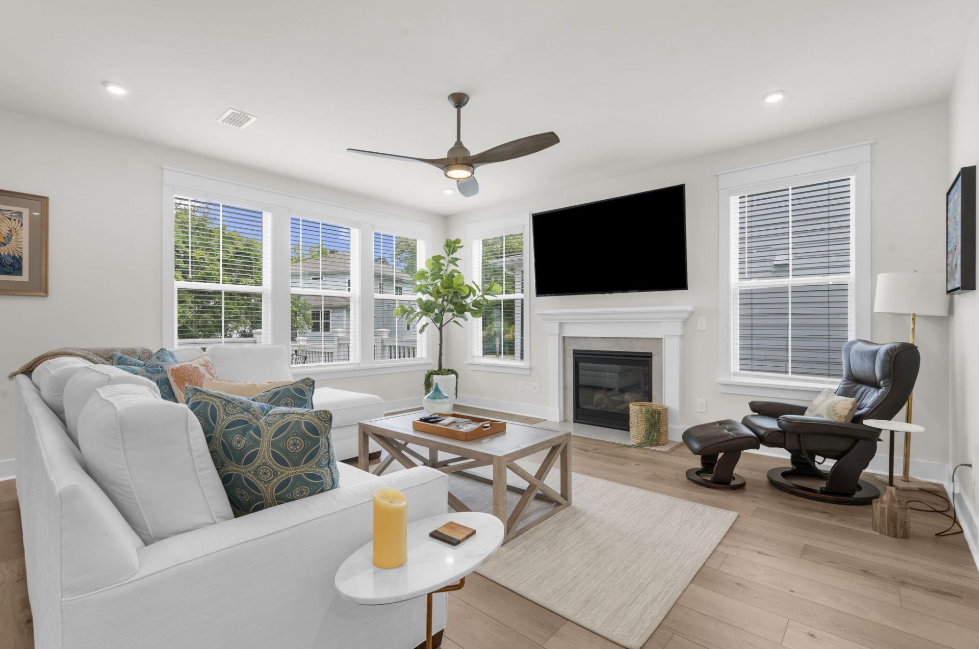 2276 Cultura Circle Photo 9