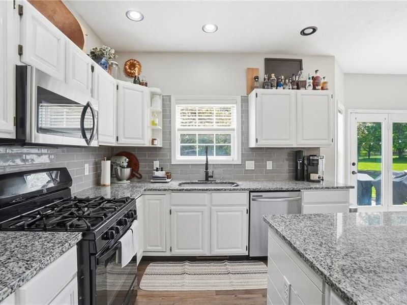 515 Orchard Drive, Springboro, OH 45066 Photo 8