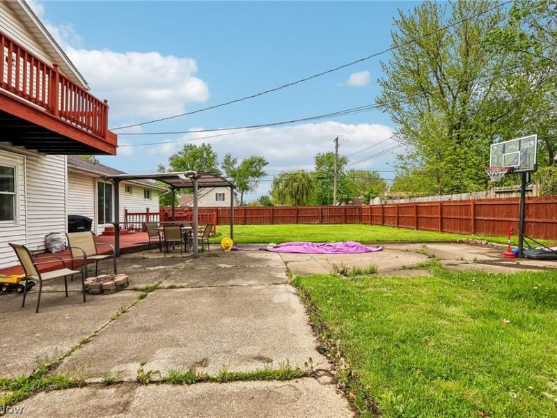 805 Roberts Street, Sheffield Lake, OH 44054 Photo 26
